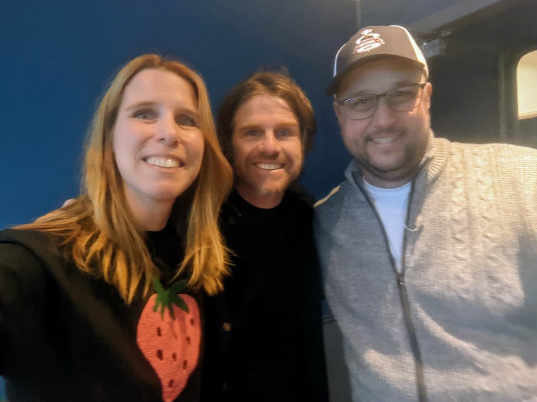 Vincent Vallières en entrevue et perfo dans “Les 100 000 matins”!